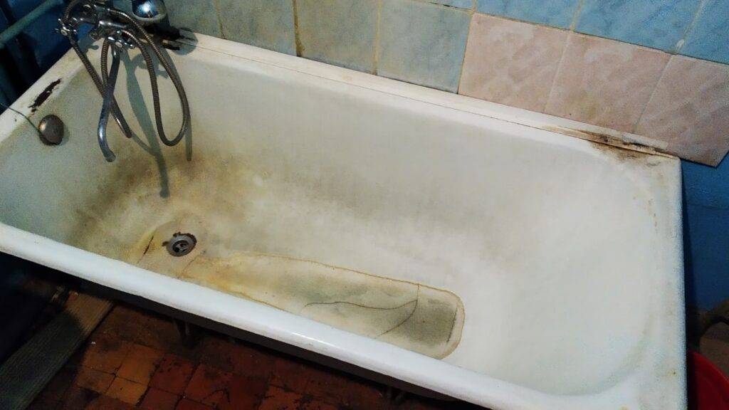 стальная ванн до ремонта